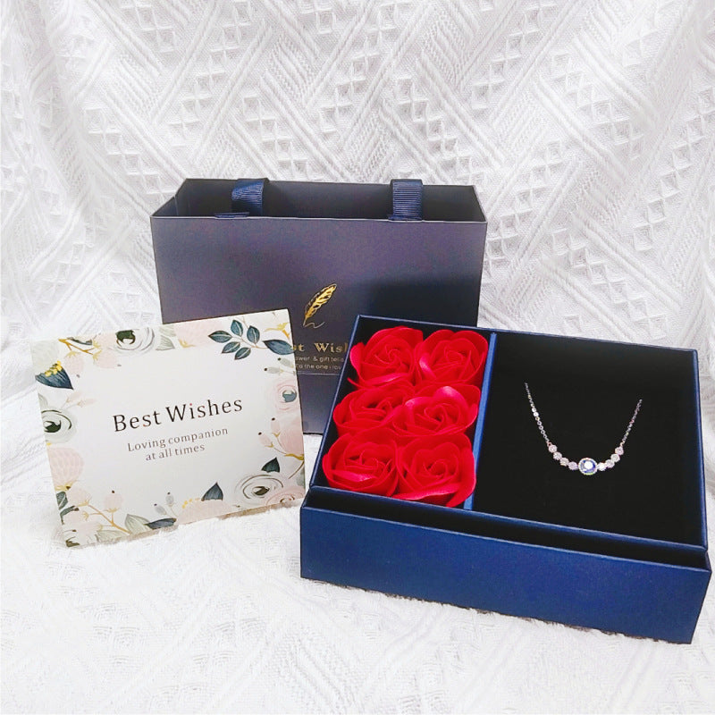 Jewellery Gift Box With Eternal Roses