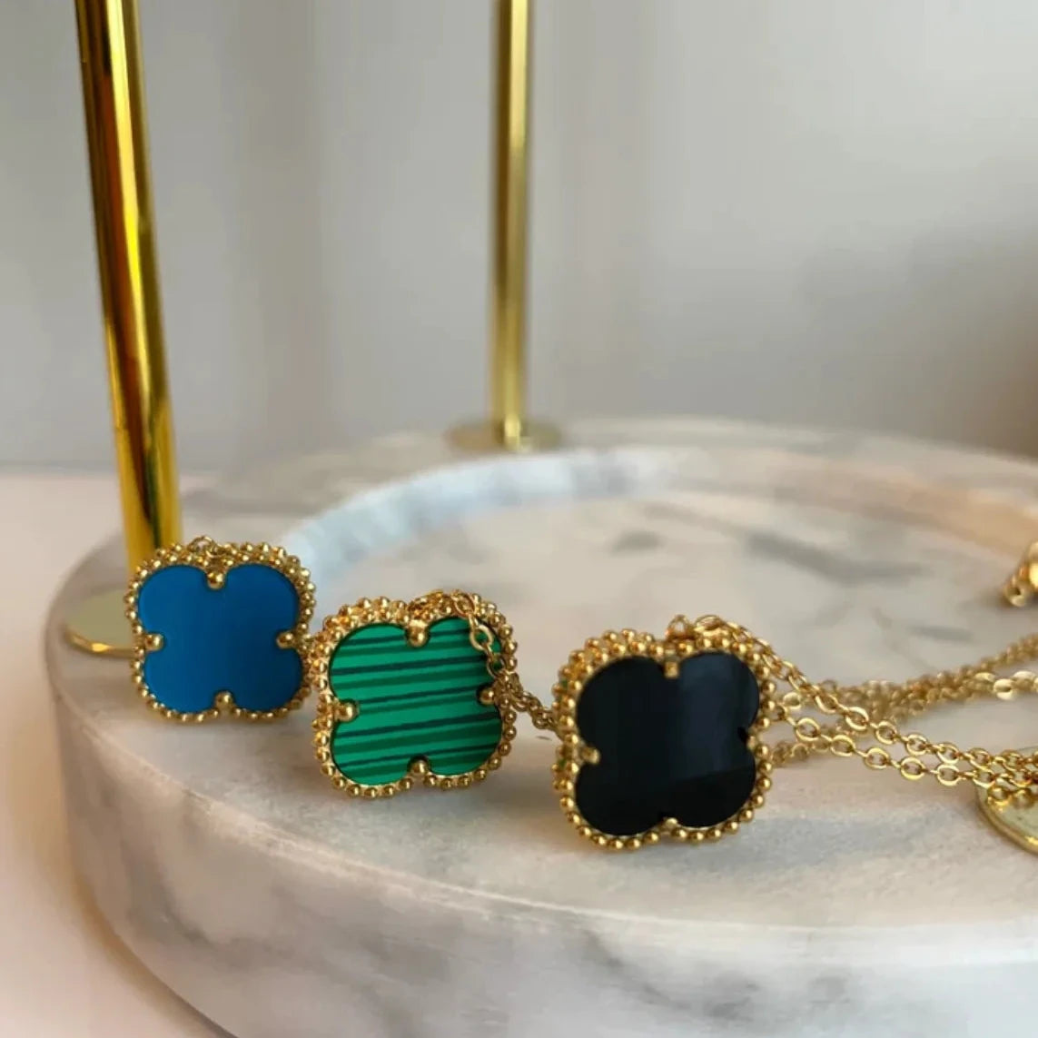 (*Autumn Sale*) Pearl Clover Necklace