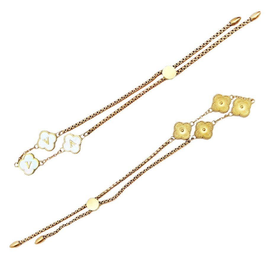 (*Summer Sale*) Pearl Clover Custom Name Bracelet