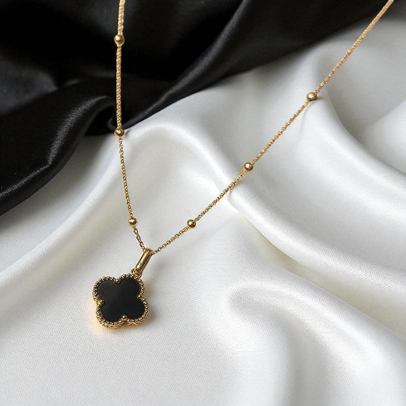 (*Autumn Sale*) Black Onyx Clover Pendant Necklace