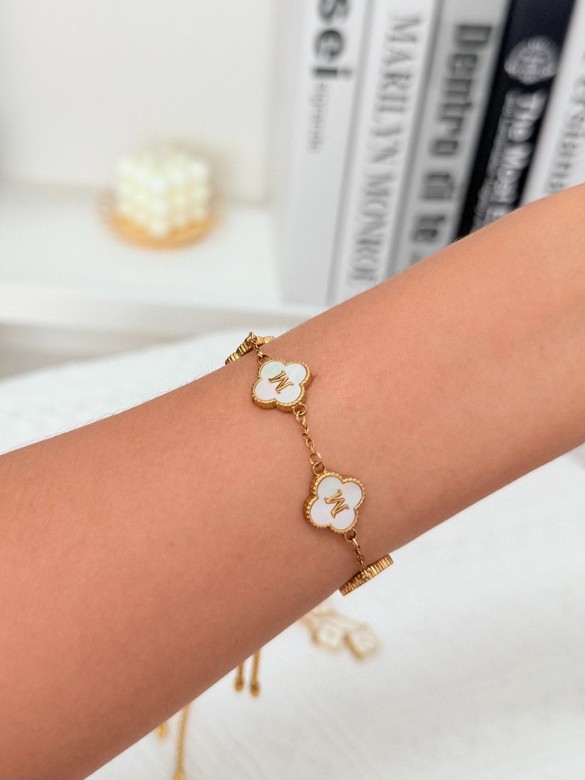 (*Summer Sale*) Pearl Clover Custom Name Bracelet