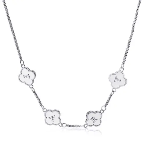 (*Autumn Sale*) Pearl Clover Custom Name Necklace