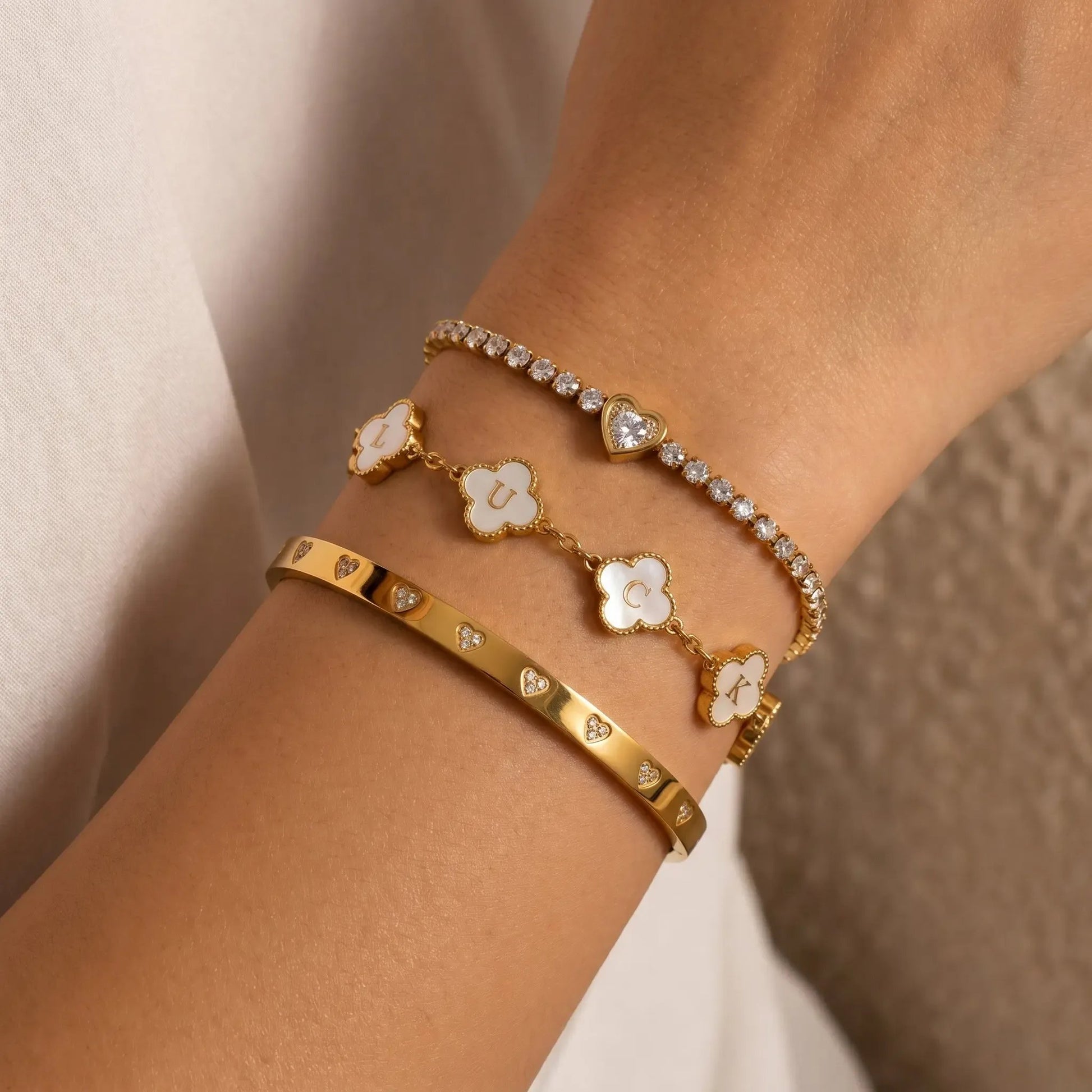 (*Spring Sale*) Pearl Clover Custom Name Bracelet 