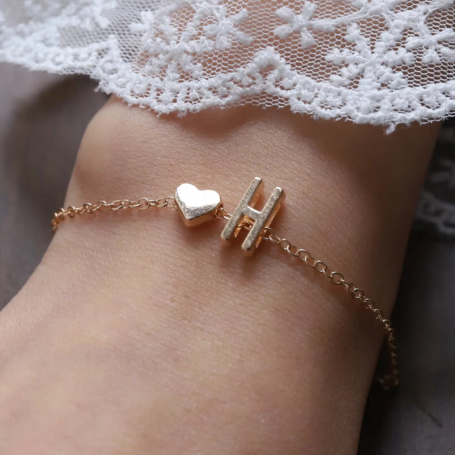 (*Autumn Sale*) Dainty Sweet Heart Initial Bracelet 