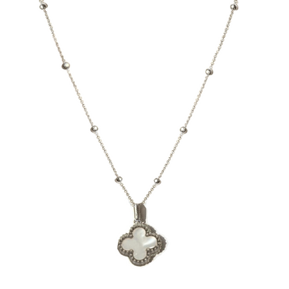 (*Autumn Sale*) Black Onyx Clover Pendant Necklace
