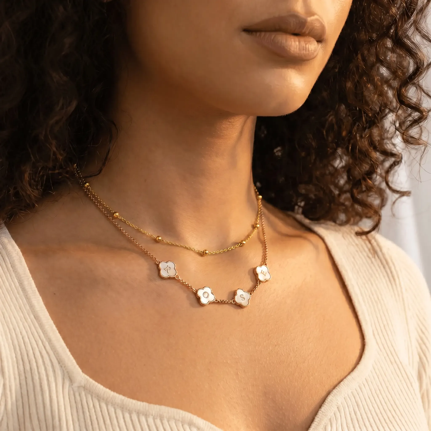 (*Spring Sale*) Pearl Clover Custom Name Necklace 