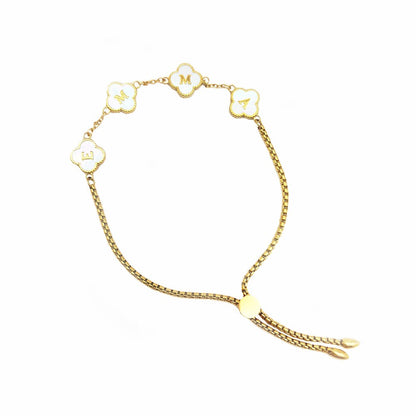 (*Summer Sale*) Pearl Clover Custom Name Bracelet