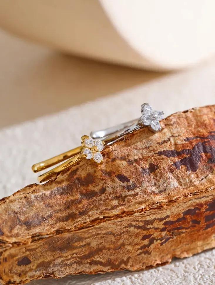 (*Autumn Sale*) Eternal Flower Bezel Ring 