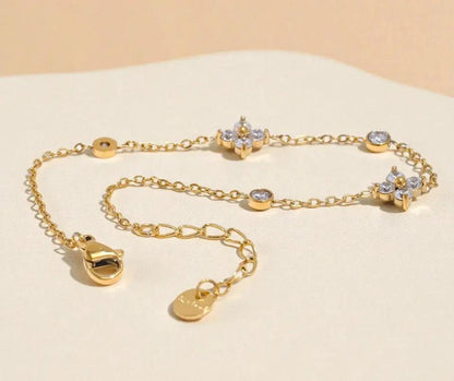 (*Autumn Sale*) Eternal Flower Bezel Bracelet 